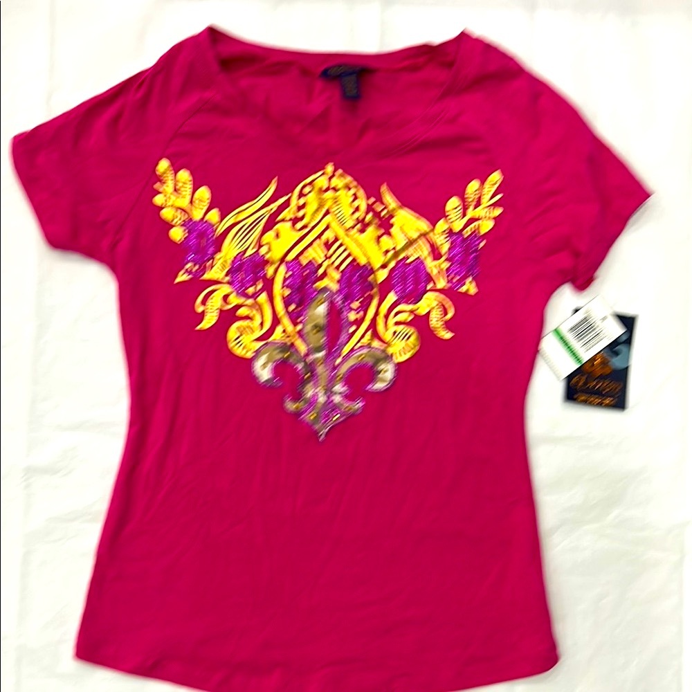 NWT.. Dereon Pink Gold Graphic Tee